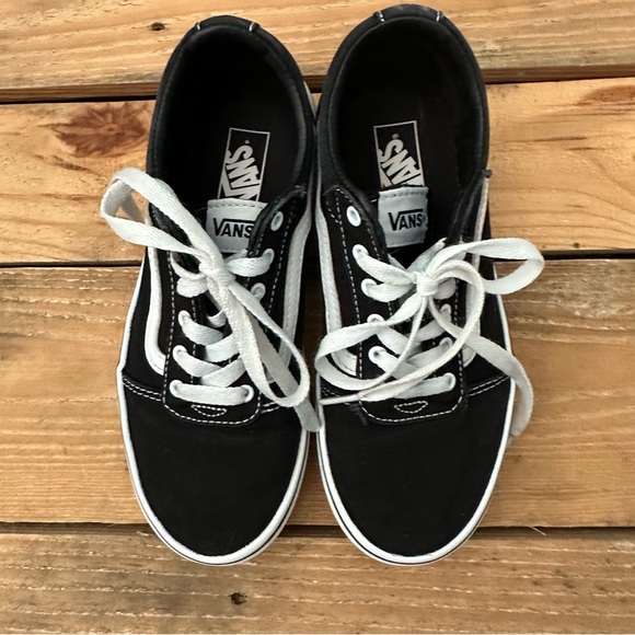 Off the Wall Vans size 4 - Picture 6 of 6